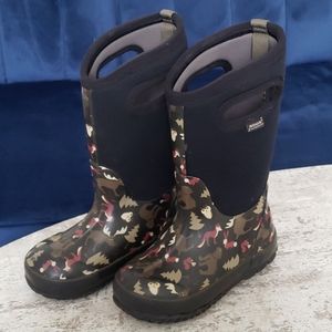BOGS kids boots